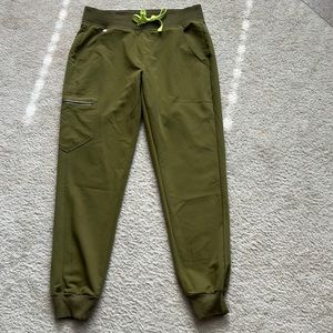 FIGS MARTINI OLIVE JOGGER BOTTOMS SMALL REG